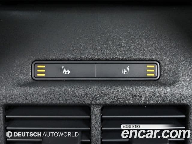 Land Rover Discovery Sport 2025 — Фото 16/20