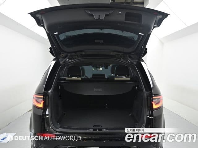 Land Rover Discovery Sport 2025 — Фото 19/20