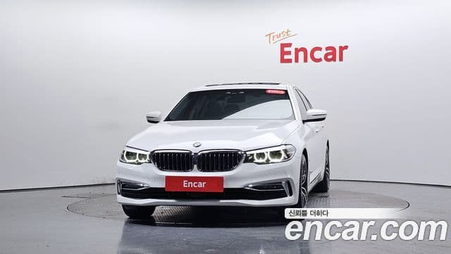 BMW 5 Series 2019 — фото 3 из 20