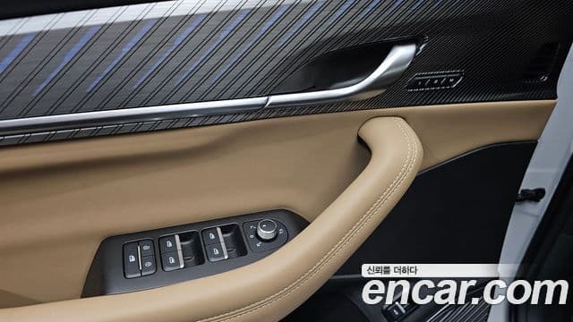 Renault Samsung Grand Koleos 2024 — Фото 16/20