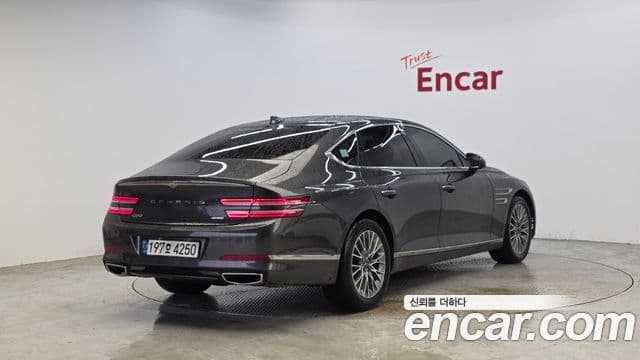 Genesis Electrified G80 2022 — ფოტო 2/20