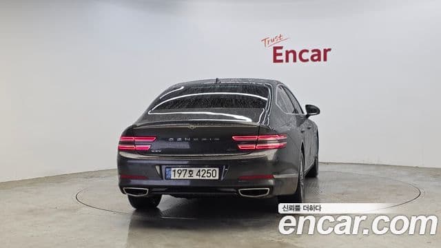 Genesis Electrified G80 2022 — ფოტო 4/20