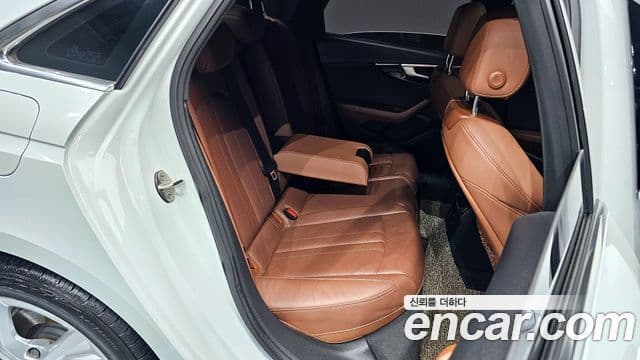 Audi A4 2021 — ფოტო 12/20