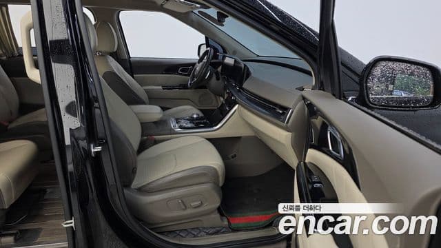 Kia Carnival 2021 — Şəkil 11/20
