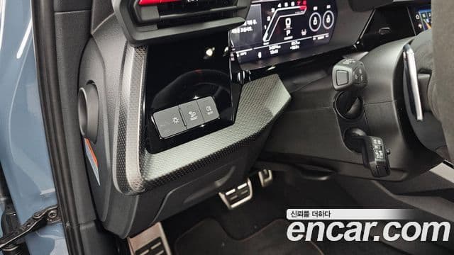Audi RS3 2023 — ფოტო 23/33