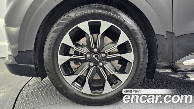 Kia Carnival 2022 — Фото 5/20