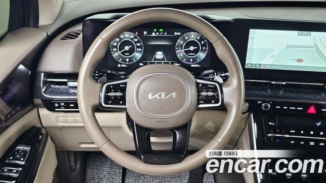 Kia Carnival 2022 — Фото 13/20