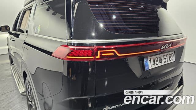 Kia Carnival 2022 — ფოტო 30/31
