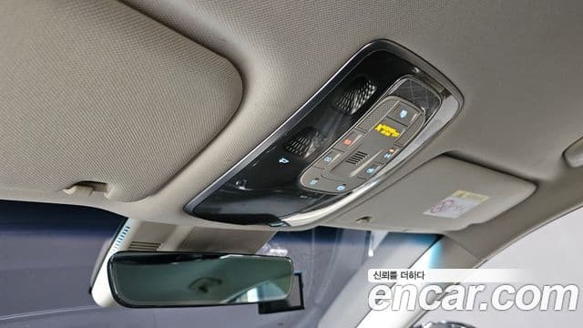 Genesis Electrified G80 2021 — ფოტო 19/20