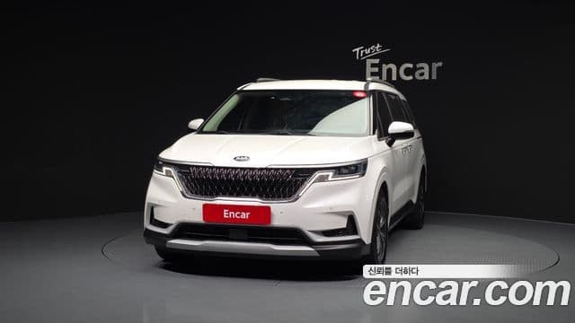 Kia Carnival 2020 — ფოტო 3/20
