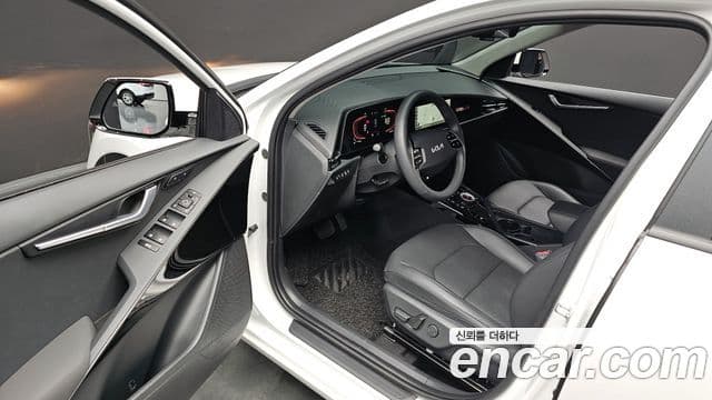 Kia Niro 2025 — Şəkil 11/20