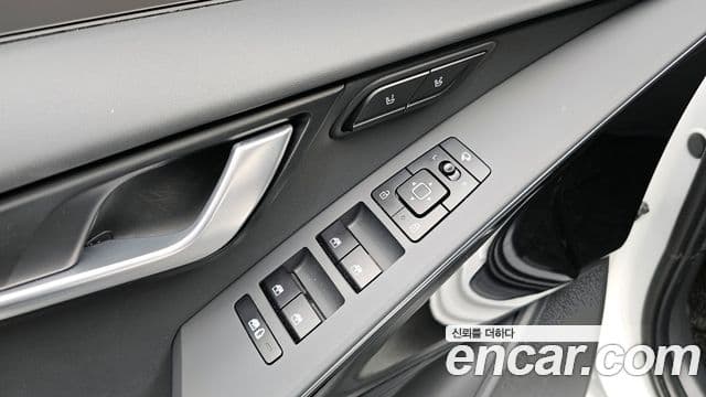 Kia Niro 2025 — Şəkil 17/20