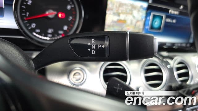 Mercedes-Benz E-Class 2018 — ფოტო 9/20