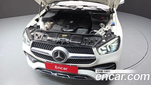 Mercedes-Benz GLE-Class 2020 — Фото 6/20