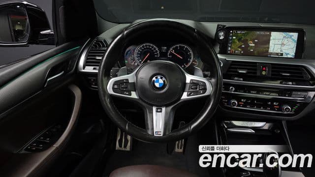 BMW X3 2018 — Şəkil 13/20