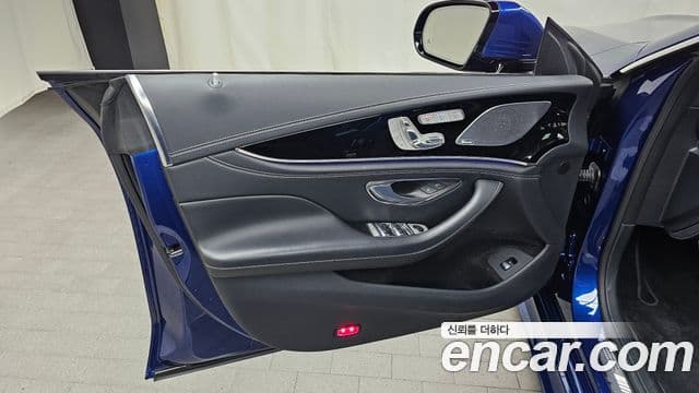 Mercedes-Benz AMG GT 2021 — Photo 12/31