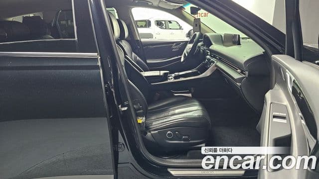 Genesis GV80 2020 — Photo 27/33