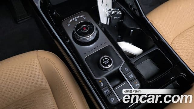 Kia Sorento 2023 — Şəkil 9/20