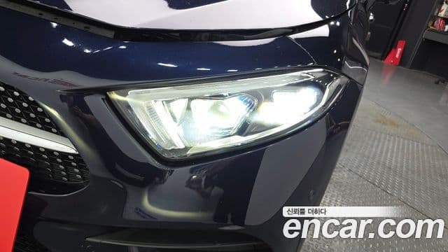 Mercedes-Benz CLS-Class 2019 — Photo 4/33