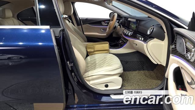 Mercedes-Benz CLS-Class 2019 — Photo 7/33
