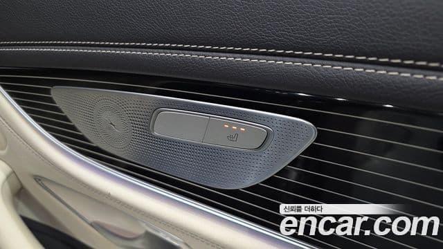 Mercedes-Benz CLS-Class 2019 — Photo 16/33