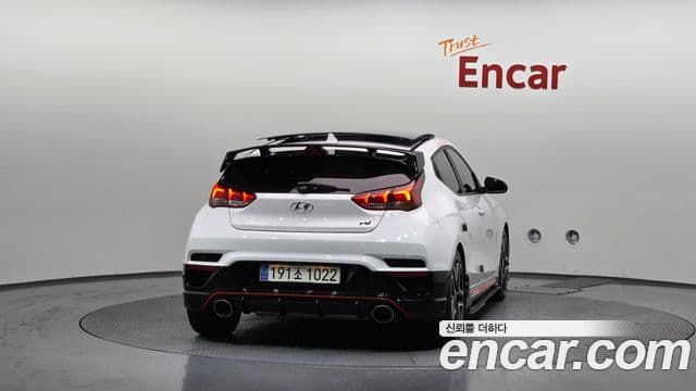 Hyundai Veloster 2022 — Фото 4/20