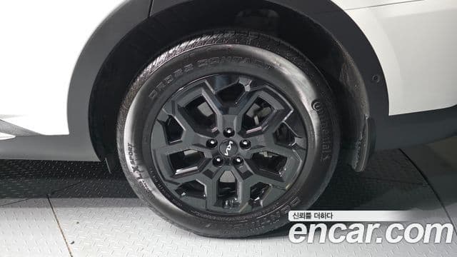 Kia Sorento 2023 — ფოტო 5/20