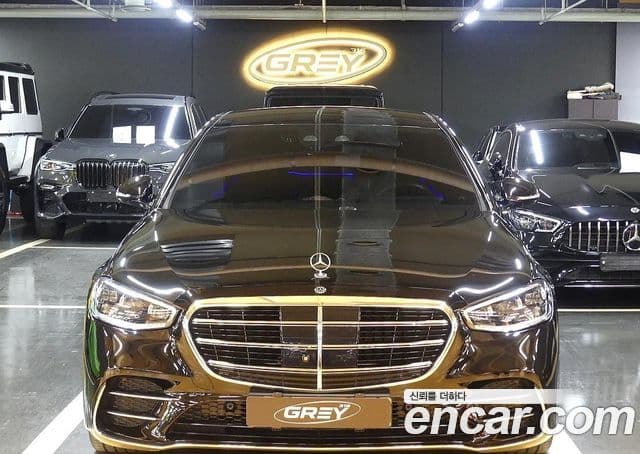 Mercedes-Benz S-Class 2021 — Photo 2/20