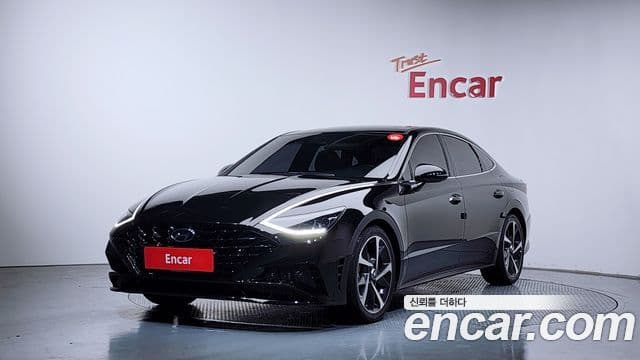 Hyundai Sonata 2020 — Фото 1/20