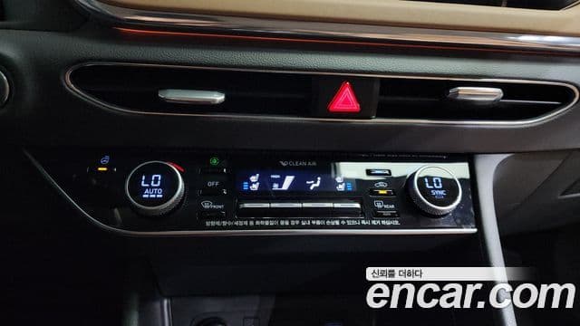 Hyundai Sonata 2020 — Фото 13/20