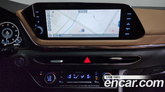 Hyundai Sonata 2020 — Фото 14/20
