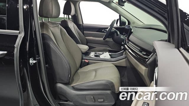 Kia Carnival 2026 — Photo 23/35