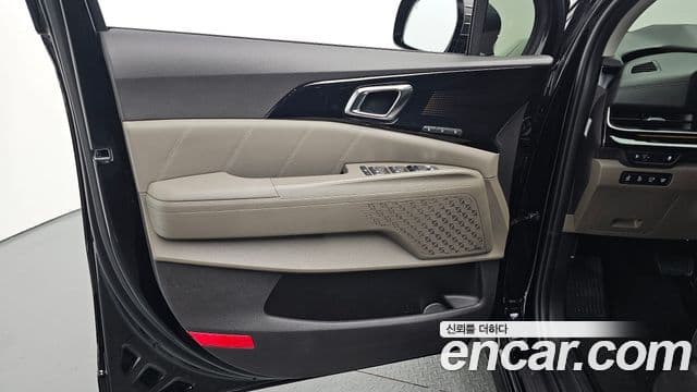 Kia Carnival 2026 — Photo 32/35