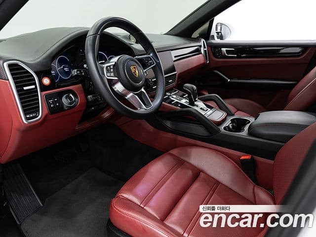 Porsche Cayenne 2023 — Şəkil 19/19
