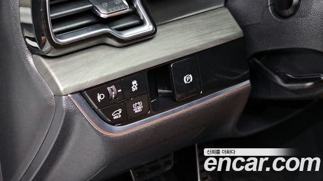 Kia Sportage 2024 — ფოტო 16/20