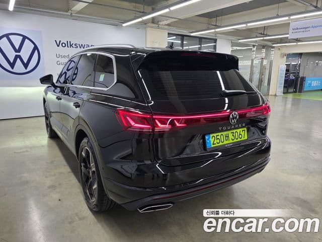 Volkswagen Touareg 2024 — Şəkil 16/20