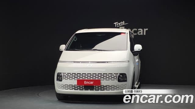 Hyundai Staria 2024 — Şəkil 3/20