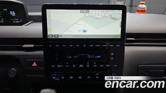 Hyundai Staria 2024 — Şəkil 17/20