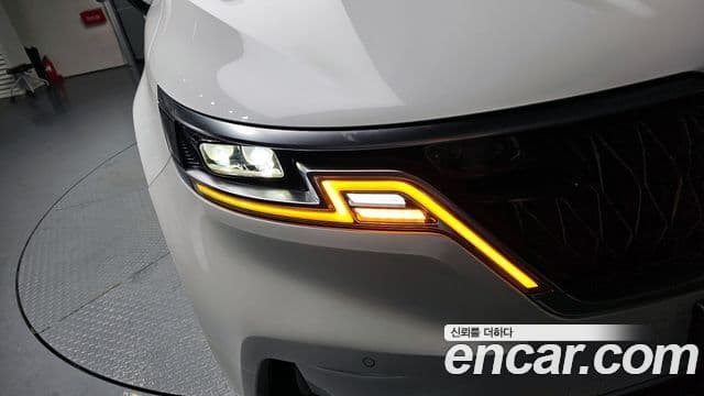 Kia Carnival 2021 — Photo 23/30