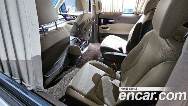 Kia Carnival 2021 — Photo 14/30