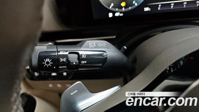 Kia Carnival 2021 — Photo 8/30