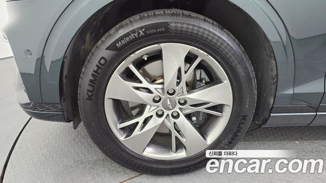 Genesis GV70 2021 — Şəkil 5/20