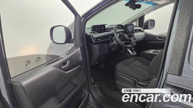 Hyundai Staria 2024 — Şəkil 10/20