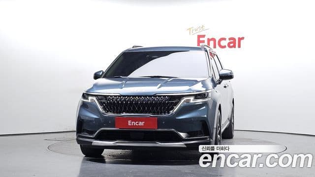 Kia Carnival 2023 — Фото 3/20