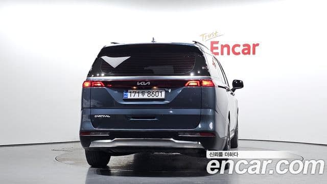 Kia Carnival 2023 — Фото 4/20
