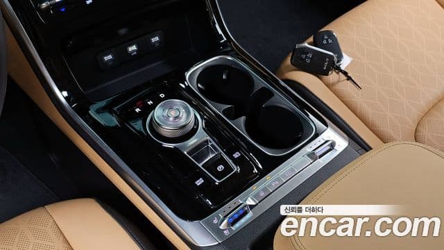 Kia Carnival 2023 — Фото 9/20