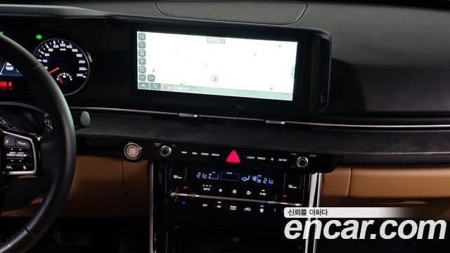 Kia Carnival 2023 — Фото 14/20