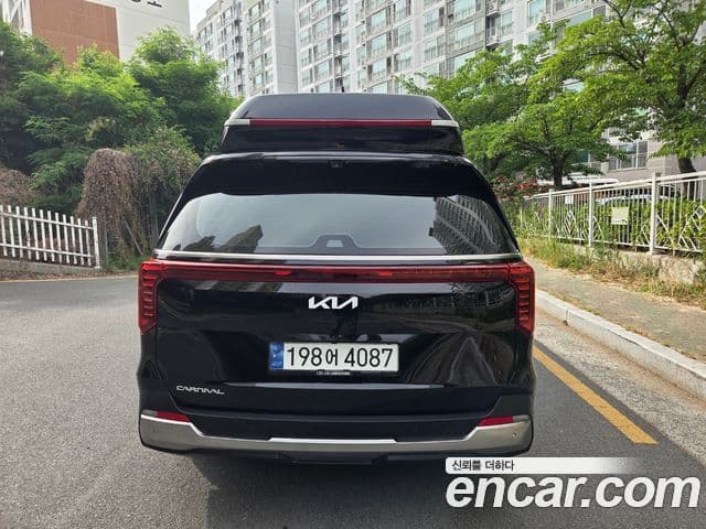 Kia Carnival 2024 — Photo 11/20