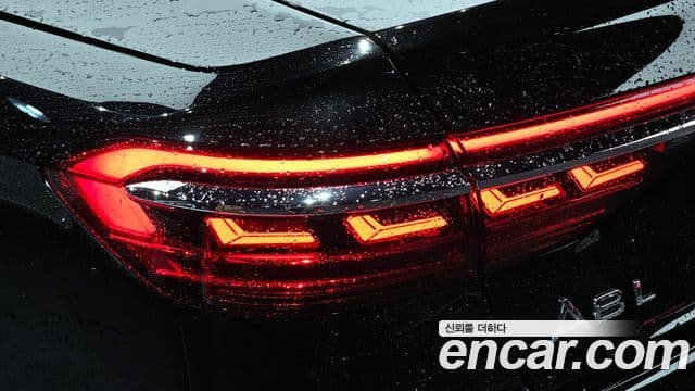 Audi A8 2020 — Photo 28/32
