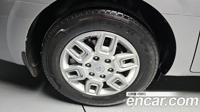 Hyundai Staria 2023 — фото 5 из 20